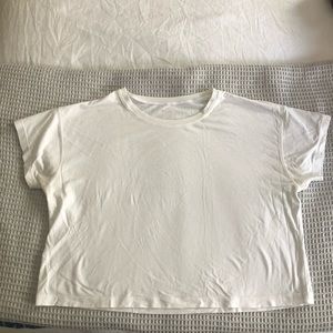 Lululemon Cates tee